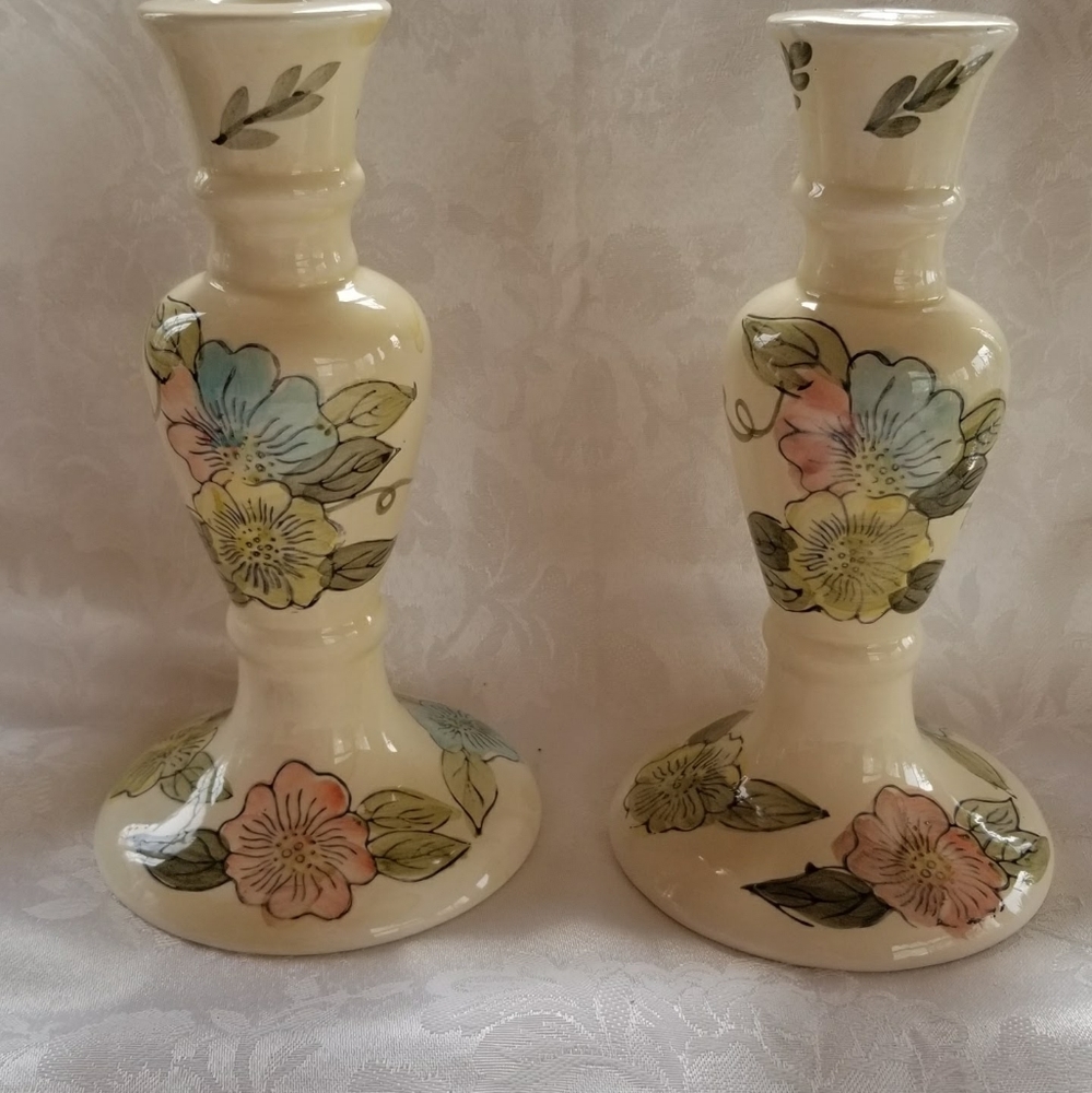 Tapered Candle Holder Flower